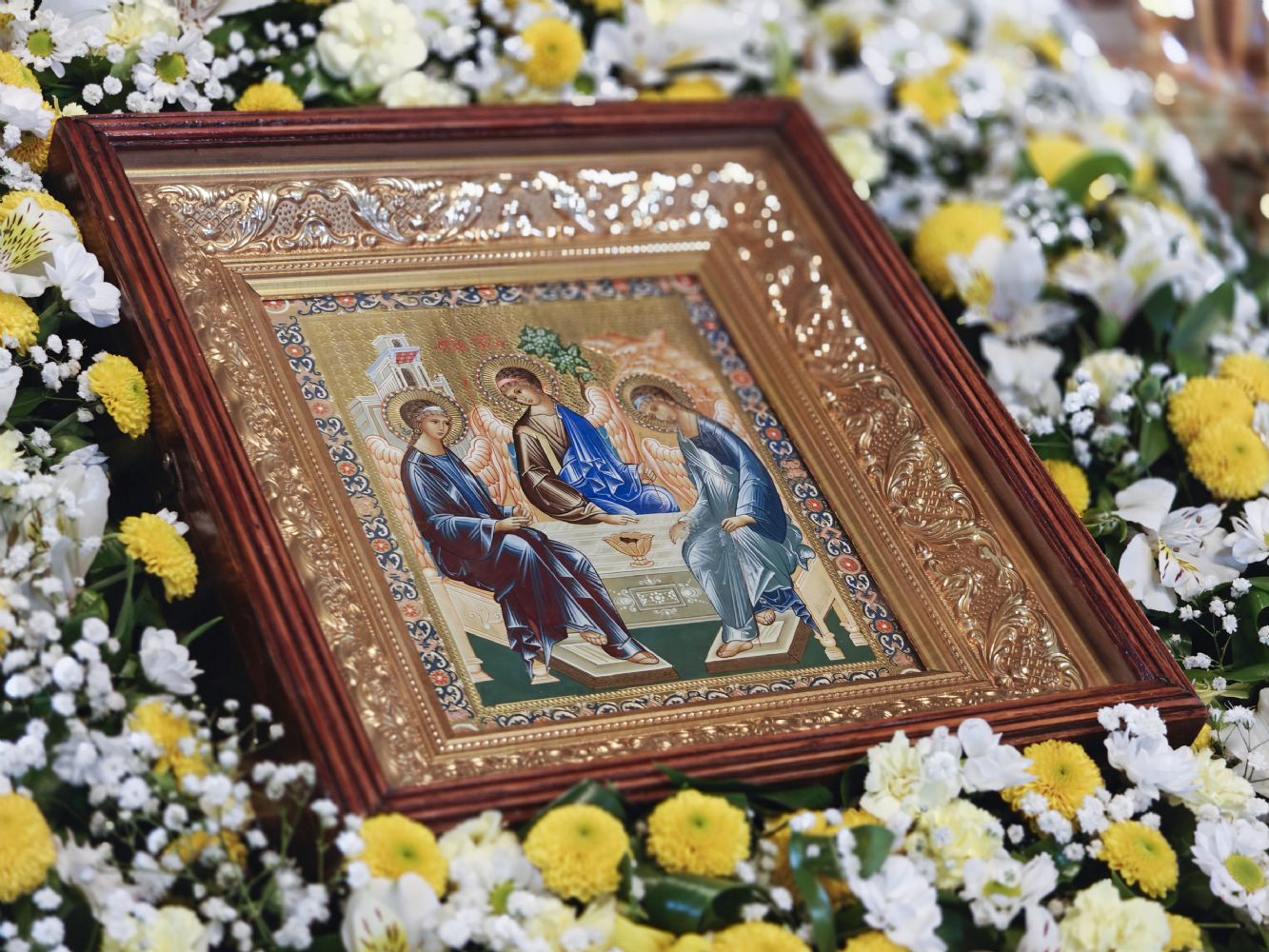 31 may - Müqəddəs Üçlük Günü. Pentikost.