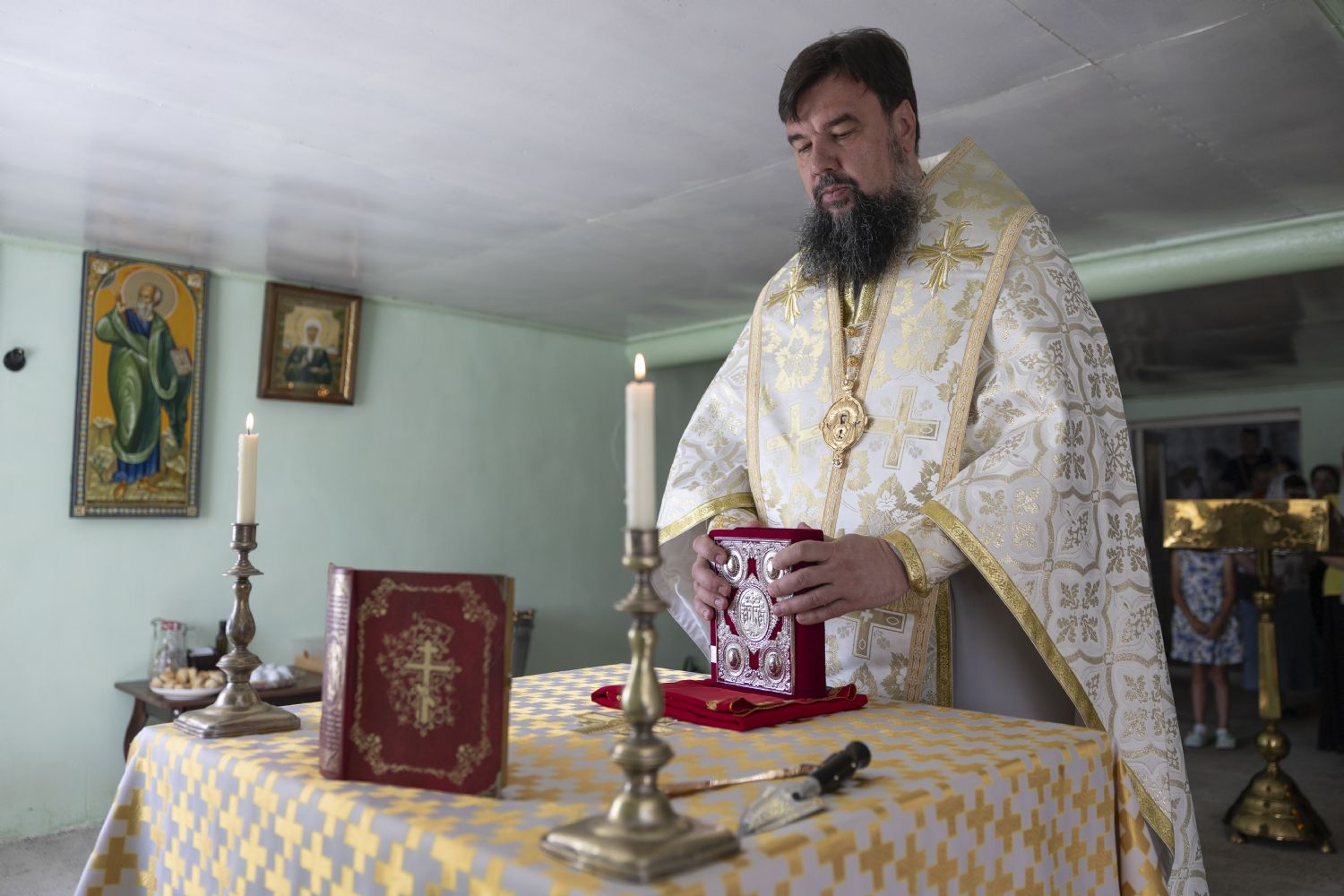 Yepiskop Aleksiy İvanovka kəndində yerləşən Müqəddəs Həvari və Müjdəçi Yəhya prixodunda İlahi Liturgiyaya başçılıq edib