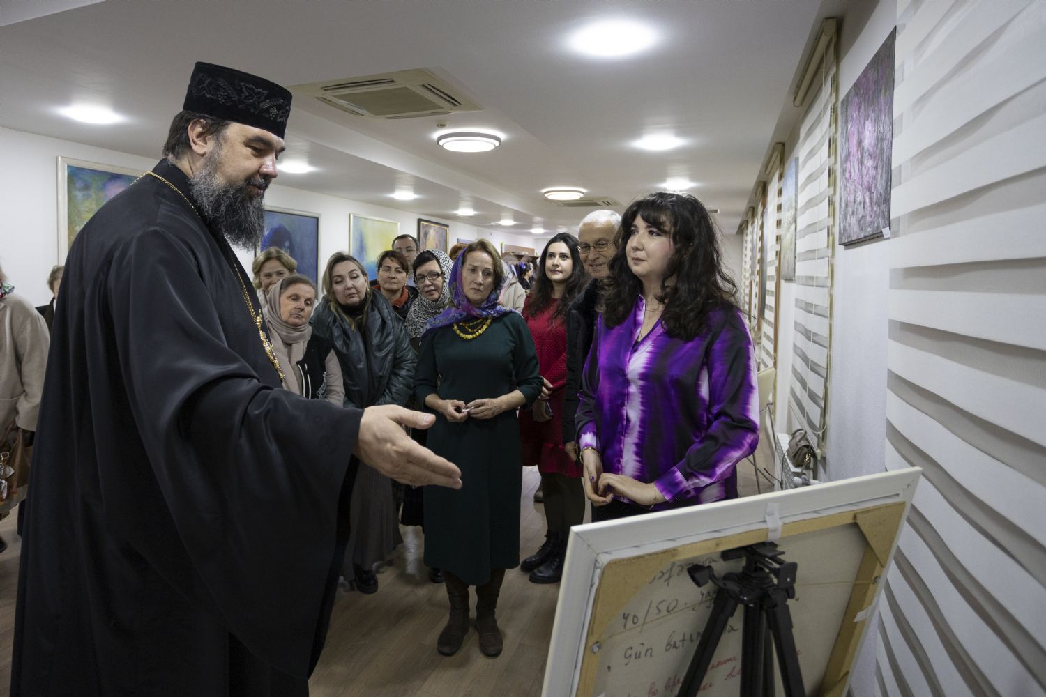 Bakı Yeparxiyasının Dini- Mədəni Mərkəzində gənc rəssam əsərlərindən ibarət sərgi keçirilib