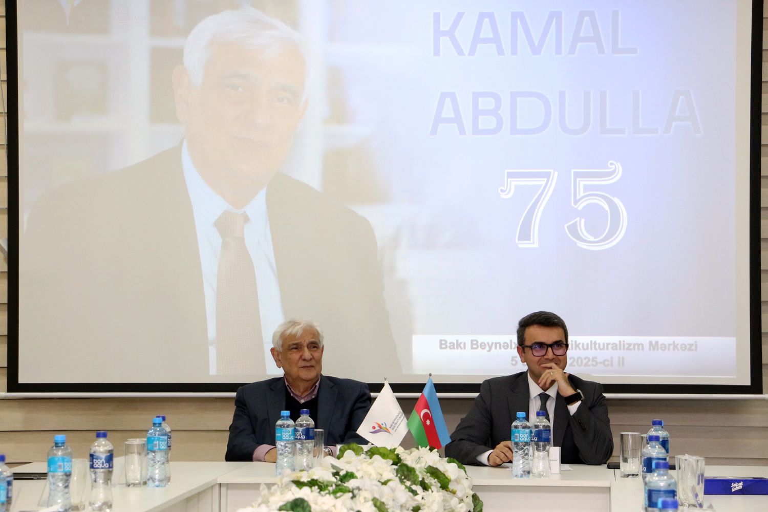 Akademik Kamal Abdullayev 75 yaşını qeyd edir