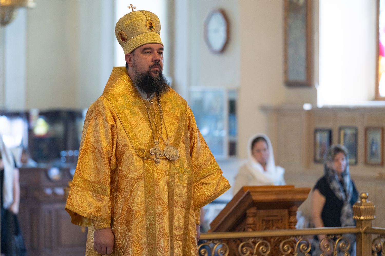 Yepiskop Aleksiy kafedral kilsəsində İlahi Liturgiya keçirib