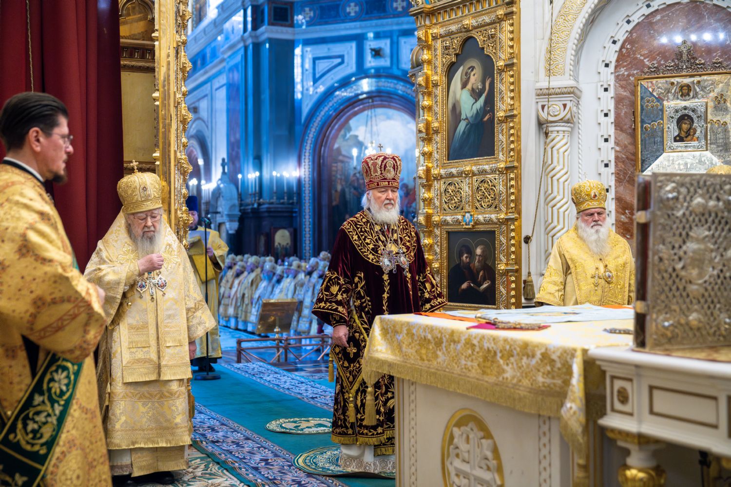 1 Fevral – Patriarx Kiril Müqəddəslərinin taxta çıxmasının 17-ci ildönümü qeyd olunur