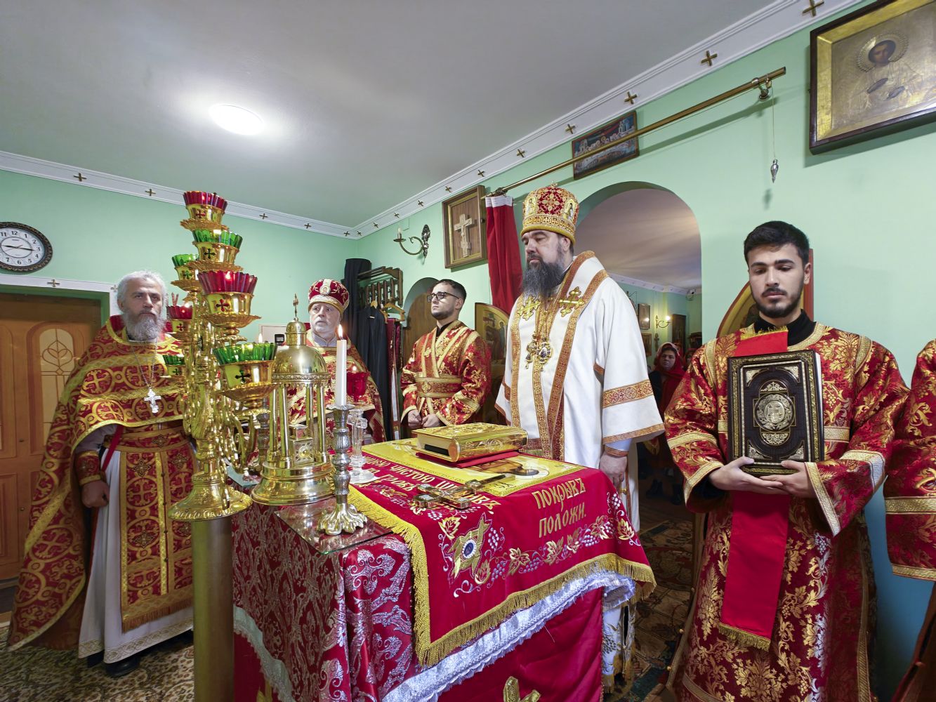 Sumqayıt prıxodu kilsəsinin təsis edilməsinin 20 illiyini qeyd edib