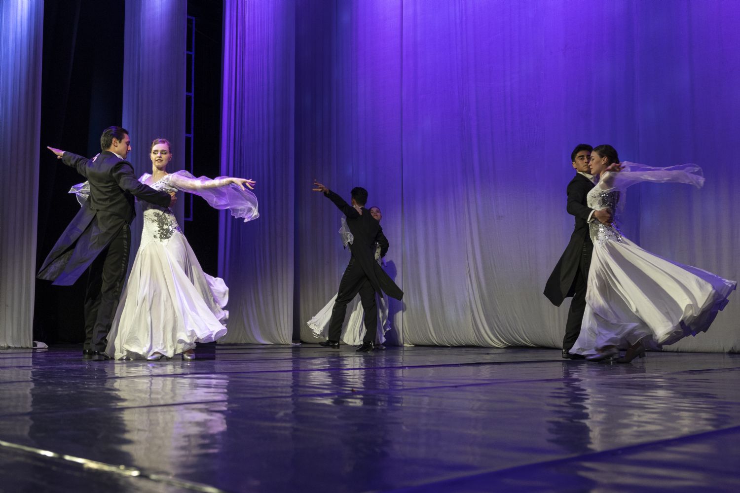 Azərbaycan Dövlət Akademik Rus Dram Teatrında bayram konserti keçirilib