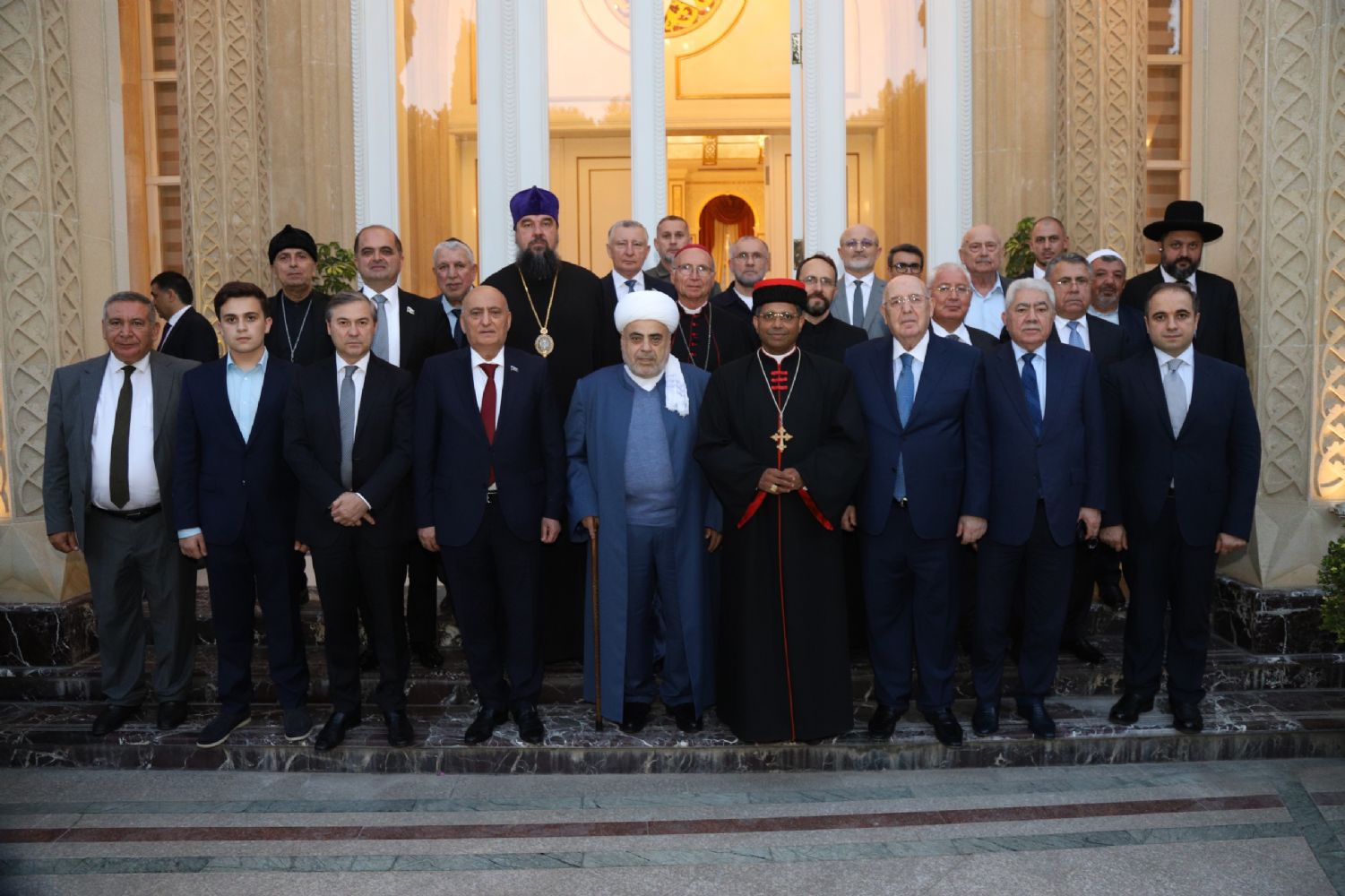 Müqəddəs Taxt-Tacın Dinlərarası Dialoq üzrə Dikasteriyasının prefekti kardinal Corc Ceykob Kuvakadın şərəfinə Qafqaz Müsəlmanları İdarəsinin sədrinin iqamətgahında qəbul təşkil olunub