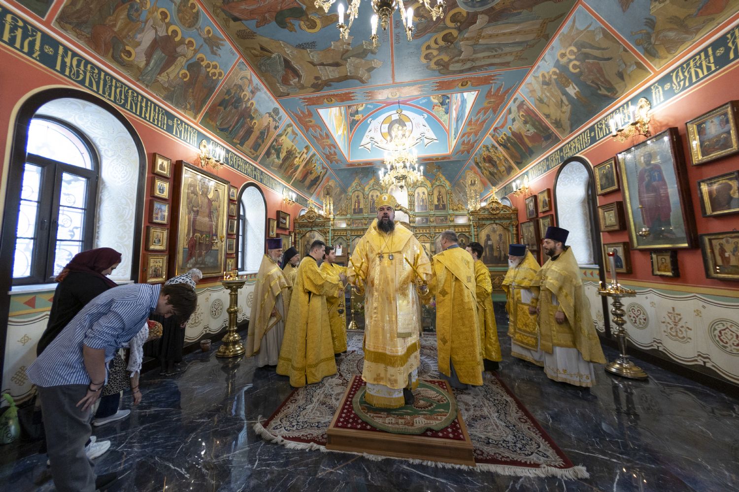 Arxiyerey Ali-Mələk Mikayıl kilsəsində İlahi Liturgiya keçirib