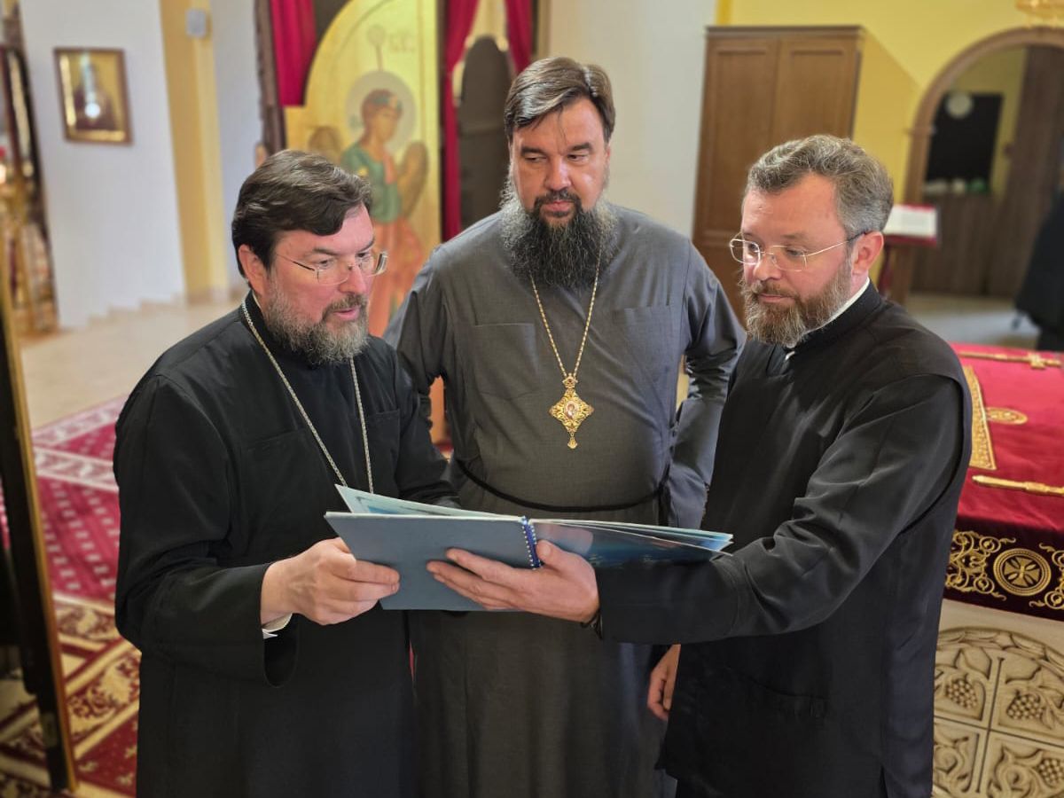 Yepiskop Aleksiy Bobruyskdakı Müqəddəs Nikolay kafedral kilsəsini ziyarət etdi
